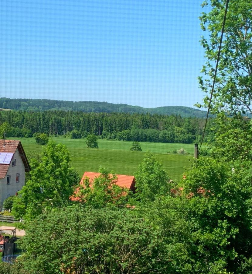 Fe Wo Brunnen - 120 Qm - Ruhige Lage - Viel Natur- Komfortabel - Grosser Balkon Und Garten Memmingen Esterno foto